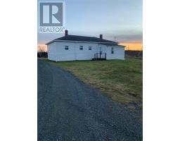 11 Woods Avenue, bell island, Newfoundland & Labrador