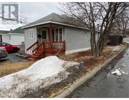 7 Exploits Avenue, grand falls windsor, Newfoundland & Labrador