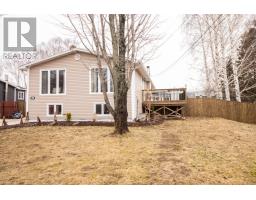 26 Dawson Drive, pasadena, Newfoundland & Labrador